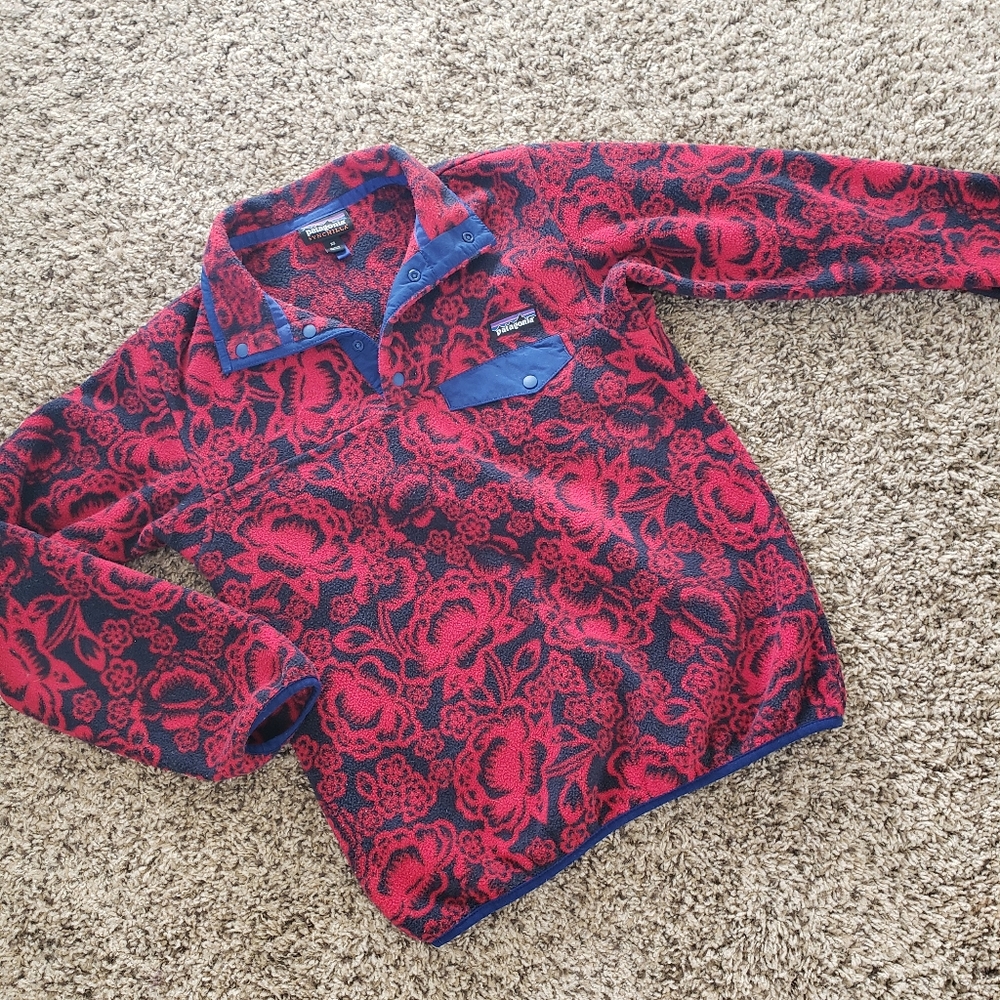 PATAGONIA Red Floral Synchilla Snap Fleece Sweater Size XS